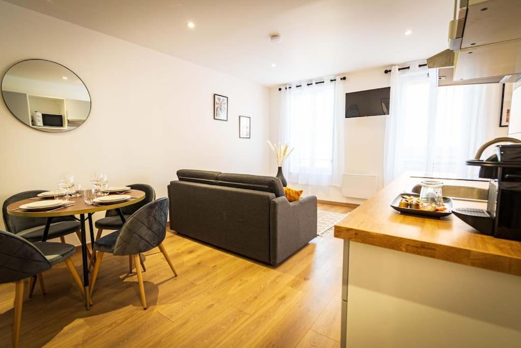 L'Albatros 007 - Hypercentre * Cosy * Wifi Apartment Saint-Quentin  Bagian luar foto