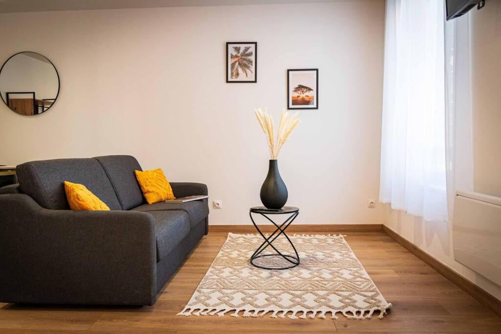 L'Albatros 007 - Hypercentre * Cosy * Wifi Apartment Saint-Quentin  Bagian luar foto